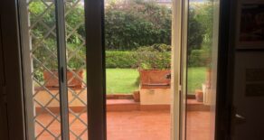 Posillipo in vendita immobile con giardino, terrazzo e box